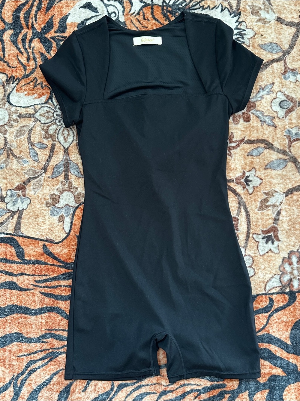 Black Short-Sleeve Romper Jumpsuit by Qinsen